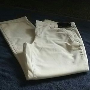 A.n.a crop pants size 2